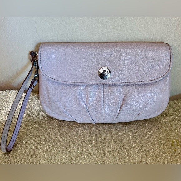 Coach Handbags - Coach  Leather Wristlet